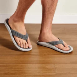 Slipper OluKai Men Ulele Stone -Hanwag Winkel 10435 4Q4Q 102 M Ulele StnStn Web Opt 1024x1024