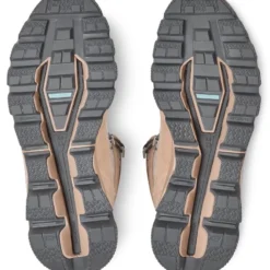 Wandelschoen On Running Men Cloudridge Sand Rock 17 Wandelschoen On Running Men Cloudridge Sand Rock -Hanwag Winkel 3 Small20JPEG SS2120Cloudridge20Sand20Rock20M20Pack20Shot203 1