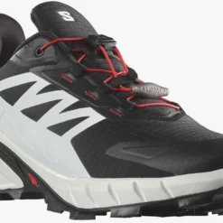 Trailrunning Schoen Salomon Men Supercross 4 Black White Fiery Red 12 Trailrunning Schoen Salomon Men Supercross 4 Black White Fiery Red -Hanwag Winkel 3 salomon supercross 4 black white fiery red 2