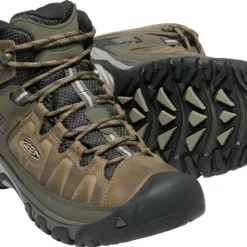 Wandelschoen Keen Men Targhee III Mid Waterproof M-Bungee Cord Black 6 Wandelschoen Keen Men Targhee III Mid Waterproof M-Bungee Cord Black -Hanwag Winkel Men20III20Mid20Waterproof20M Bungee20Cord20Black202