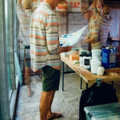 Slipper OluKai Men Tuahine Stone -Hanwag Winkel tuahinegallery04 v1637772902493